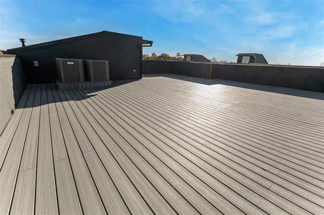 Building Photo - 1105 Poindexter St