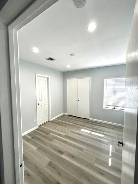 Bedroom 3 - 15853 Stare St