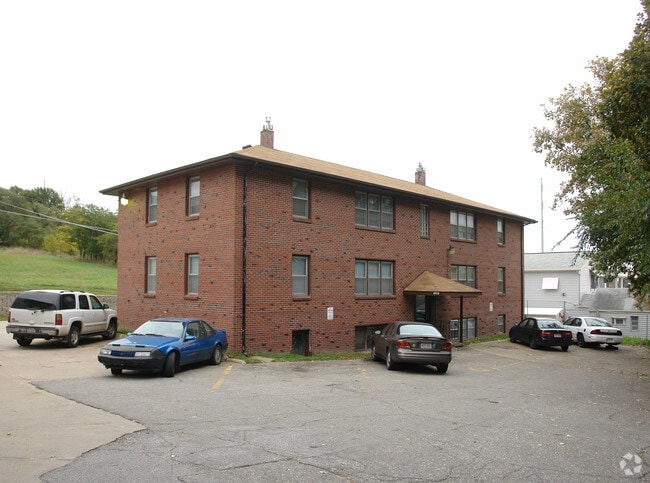 Primary Photo - Marced Place