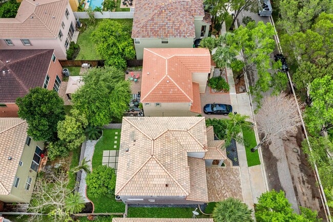 Building Photo - 5233 SW 155th Way