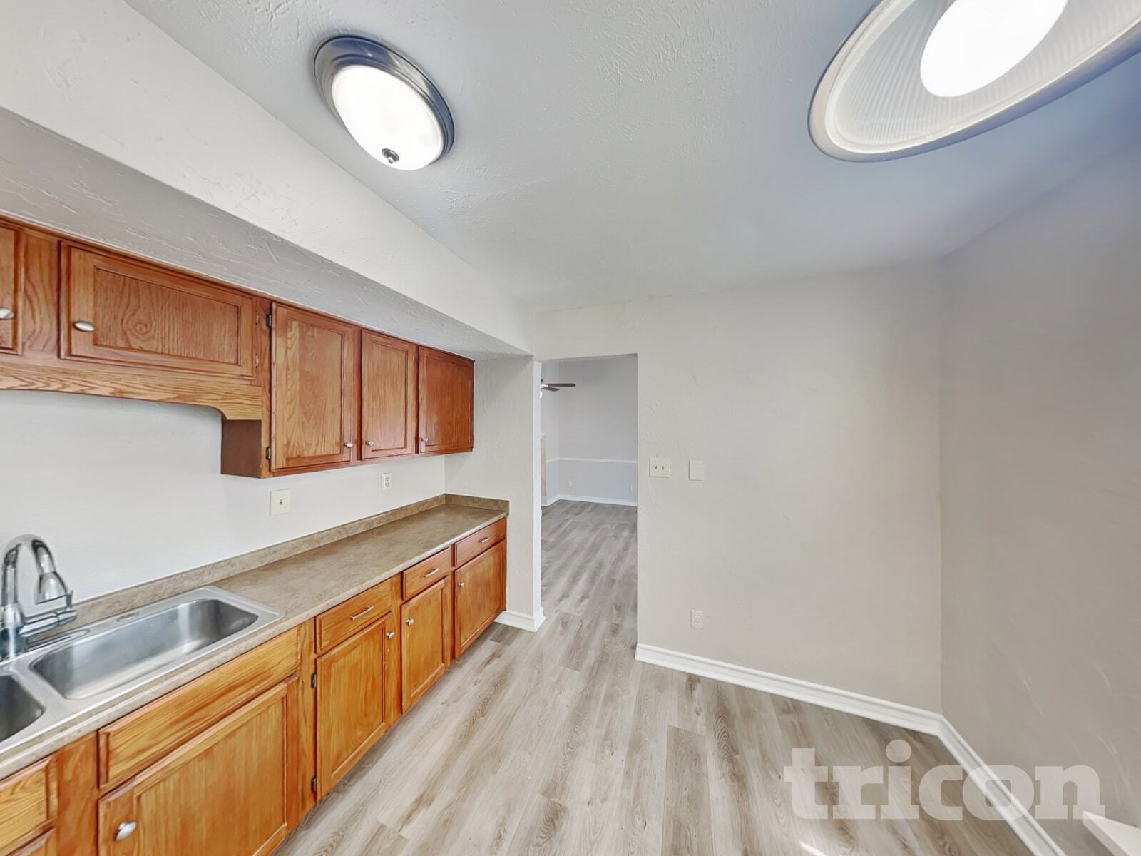 Building Photo - 6704 Dandelion Dr