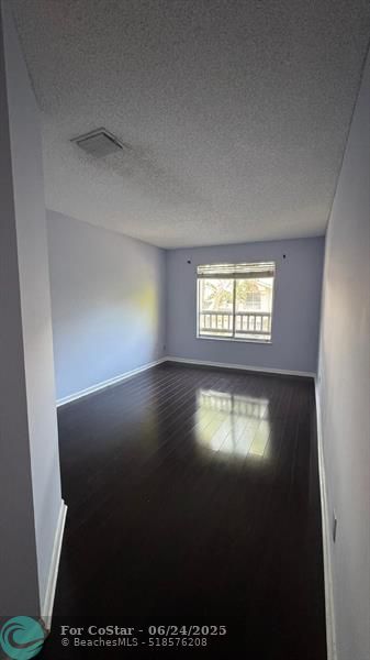 Building Photo - 2032 Discovery Cir W