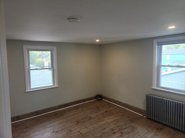 Second Bedroom - 323 Elm St