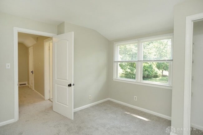 Building Photo - 1090 Birney Ln