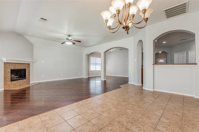 Building Photo - 14528 Little Anne Dr