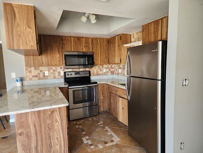 Building Photo - ***SPECIAL - TWO WEEKSFREE*** - 2 Bedroom ...