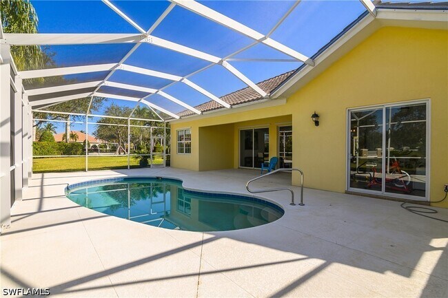 Building Photo - 28308 Moray Dr