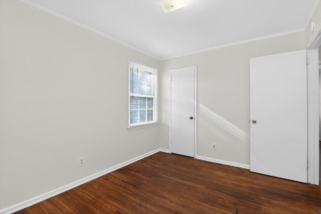 Building Photo - 3 Bedroom Home located in Lincoln Heights!