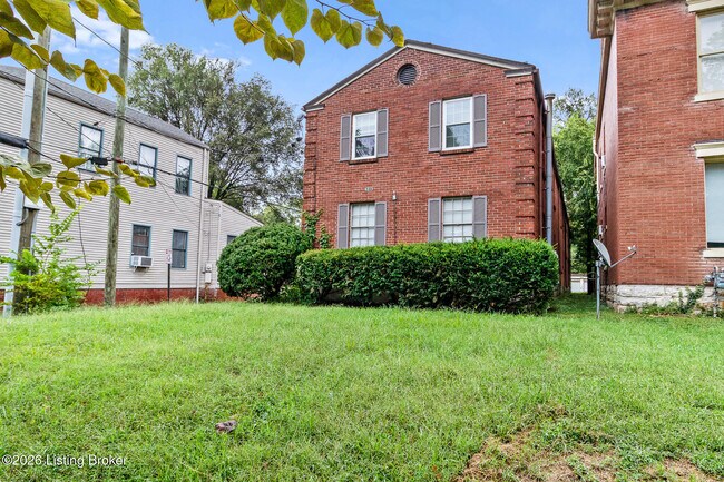 Building Photo - 1219 S 6th St