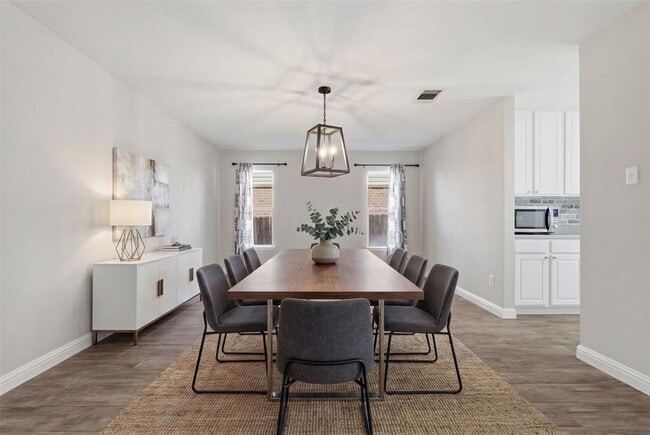 Building Photo - 1715 Ruthie Run