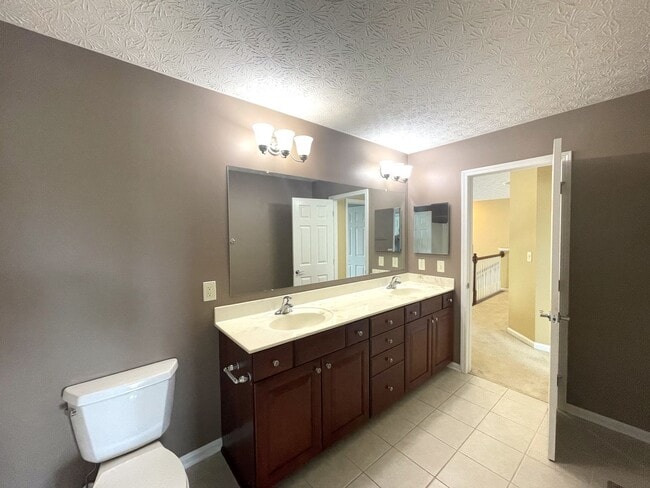 Building Photo - 6127 Janes Way