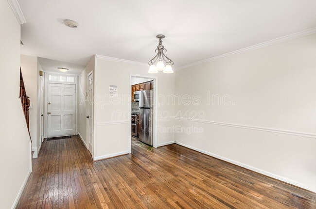 Building Photo - 449 Old Town Ct