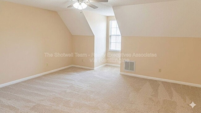 Building Photo - 1017 Nod St