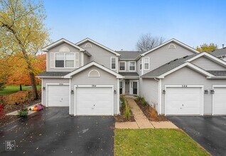 Building Photo - Schaumburg Two Story Two Bed Townhome