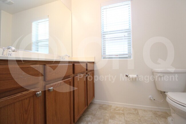 Building Photo - 2614 N 73rd Dr