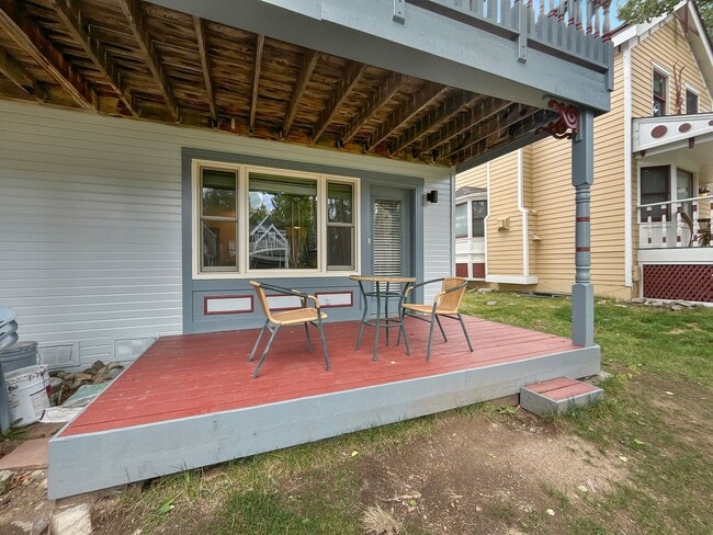 Building Photo - 3 Bed (private loft as 3rd BR) Downtown Breckenridge Living – Modern Comfort in a Historic Setting