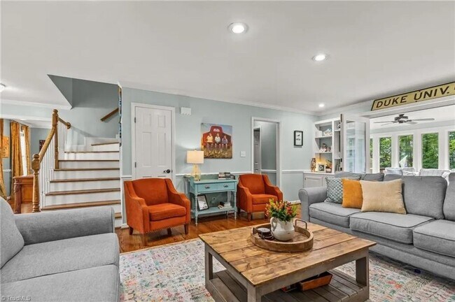 Building Photo - Beautiful Updated Home for Rent in New Irv...