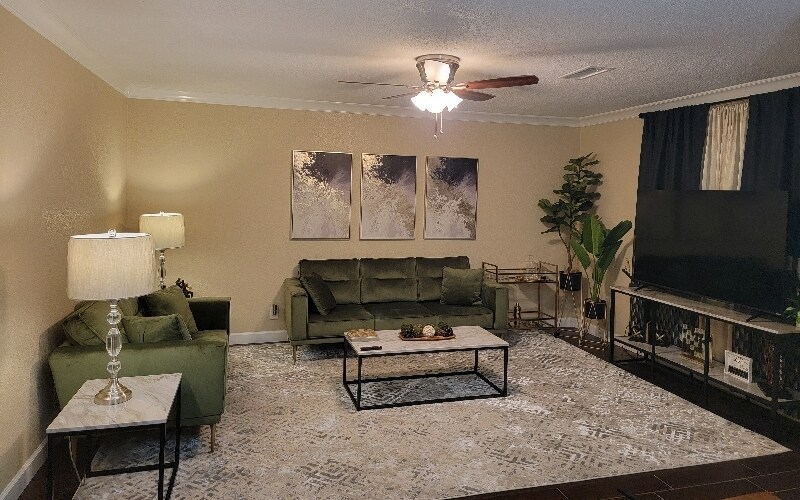 Building Photo - 1806 N 8th St