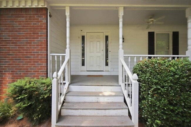 Building Photo - 1264 Wyckfield Pl