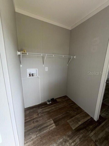 Building Photo - 13432 E Wheeler Rd