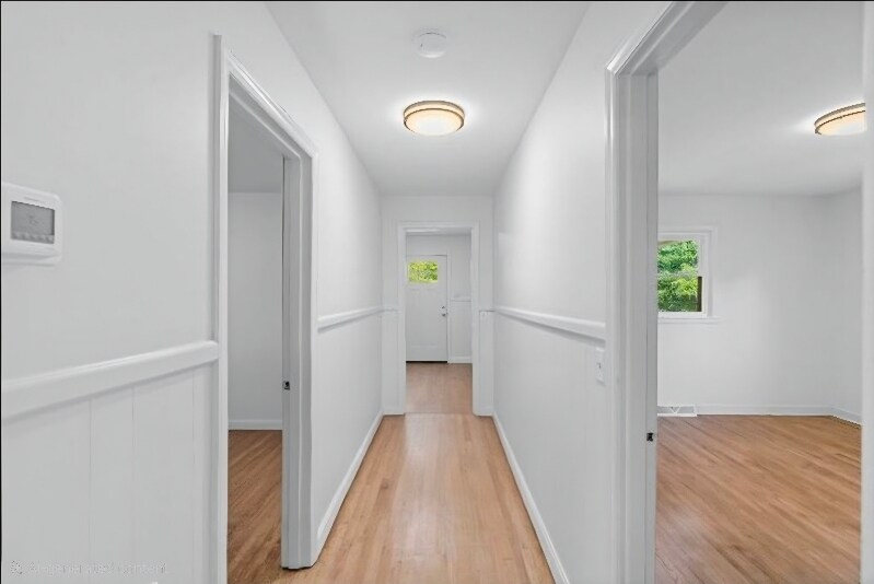 Building Photo - 407 Christopher Dr