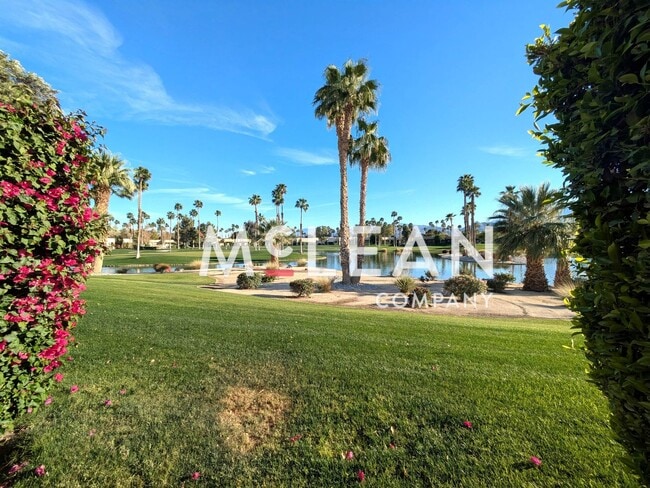 Building Photo - Beautiful Dual Primary Suite 2-Bedroom Condo in the Desert Princess Community