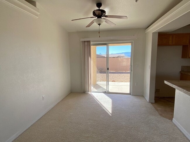 Building Photo - P2380