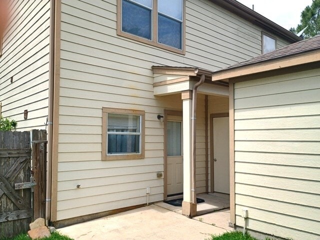 Building Photo - 23862 Pebworth Pl