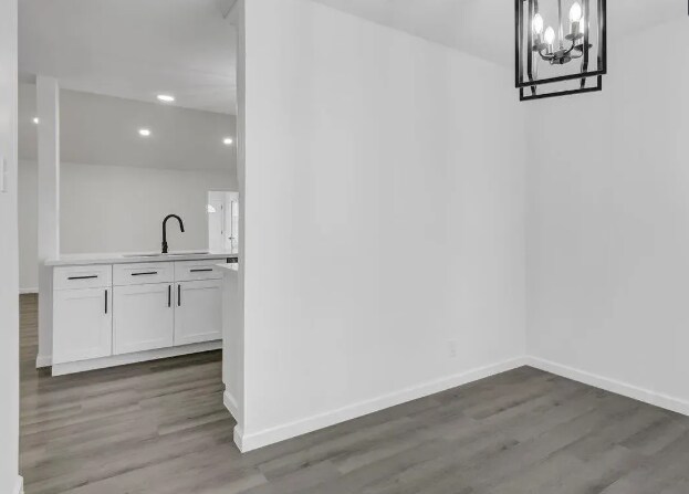 Building Photo - 108 Sparrow Way