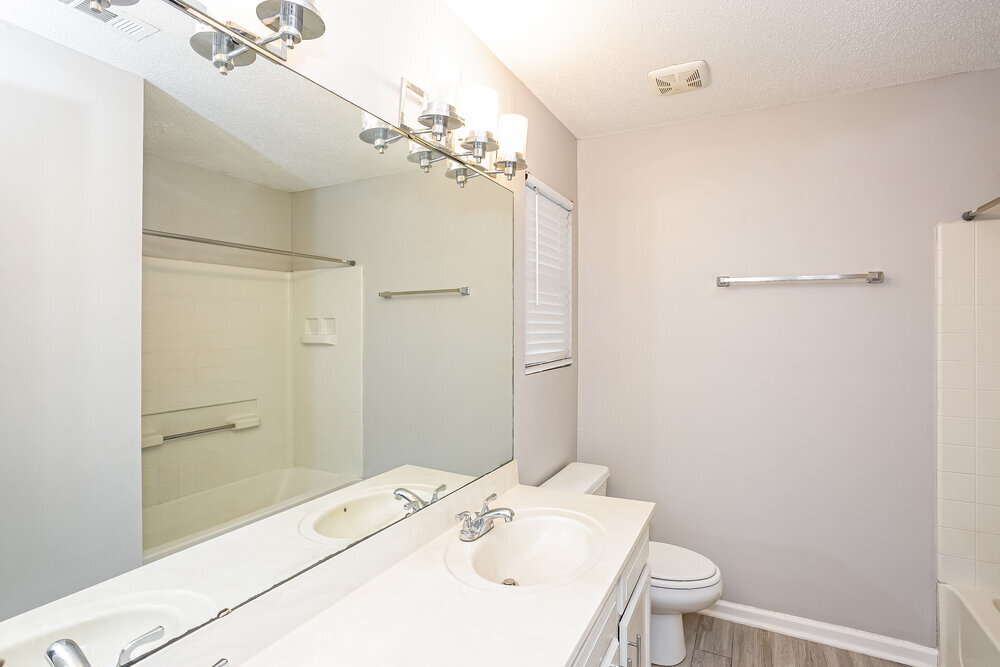 Building Photo - 9101 Merlot Ln