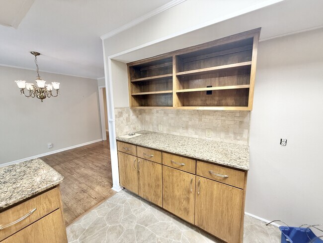 Building Photo - 102 Blueridge Pl