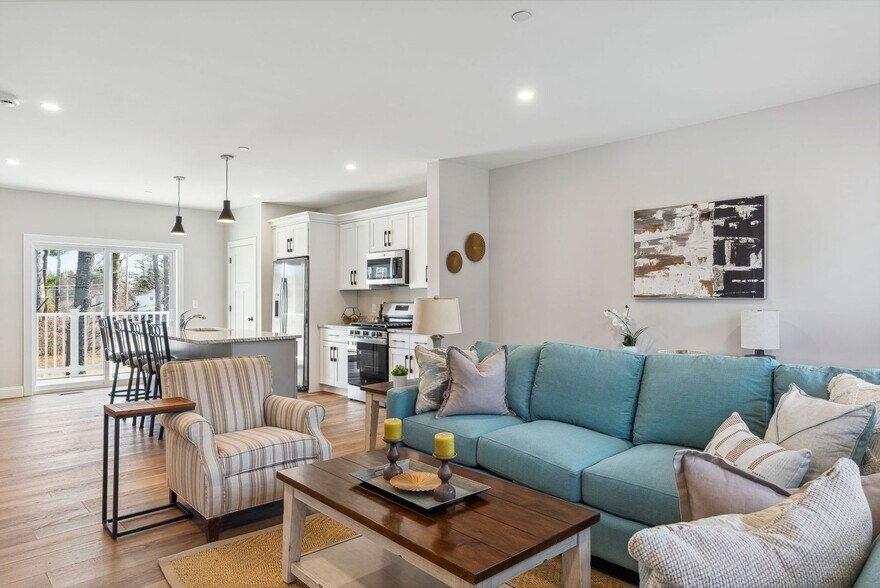 Interior Photo - Bayberry Commons- 3 Bedroom 2.5 Bath Townhomes with 2 Car Garage