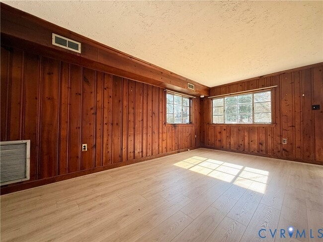 Building Photo - 406 Bradsher Ave