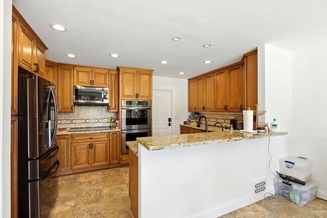 Building Photo - $5995 - Ranch-style home with acreage in West Gilroy's quiet countryside
