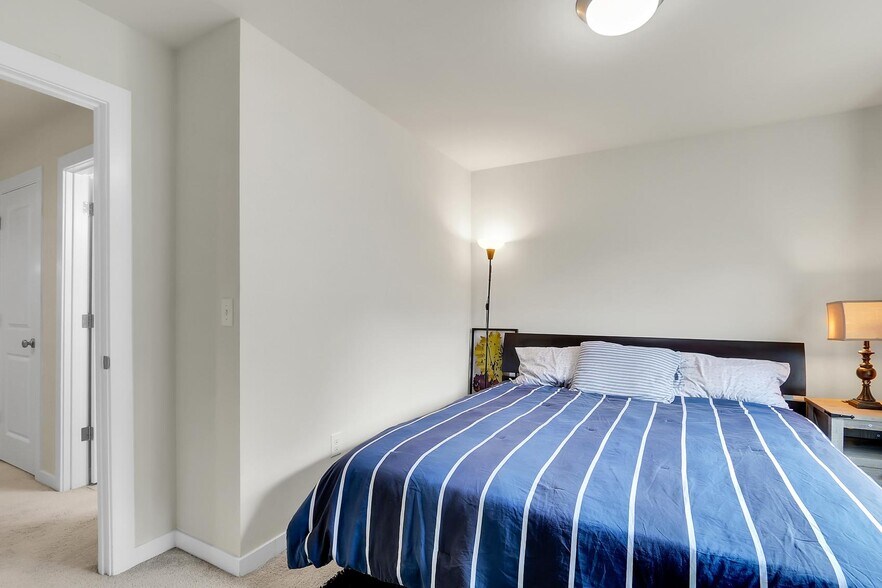 Guest Bedroom Upper Floor - 4206 204th St SW