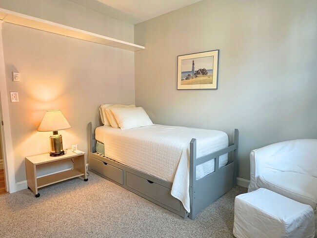 Building Photo - Winter Rental: Pirate's Cove (Pet-friendly!)