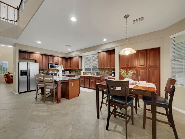 Building Photo - 22025 Cline Ct