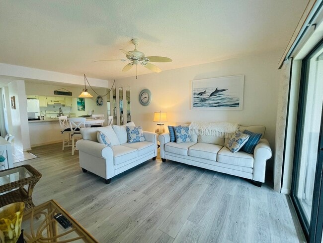 Building Photo - **TALA LAKES-55YR COMMUNITY**