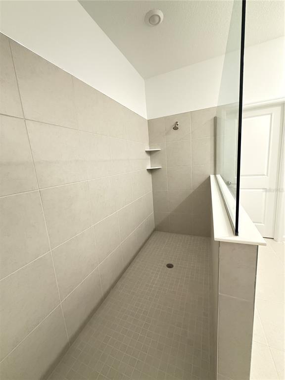 Building Photo - 7117 Dilly Lake Ave