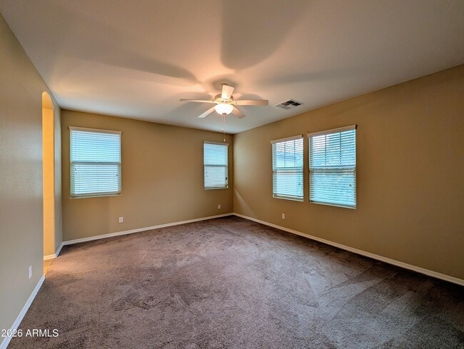 Building Photo - 923 S Osborn Ln