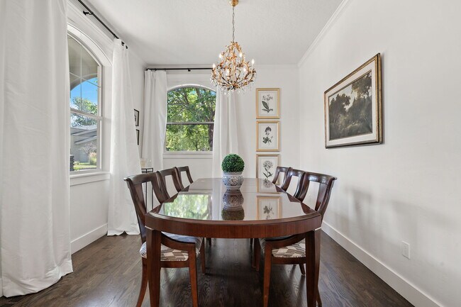 Building Photo - 3655 N Willowbar Ln