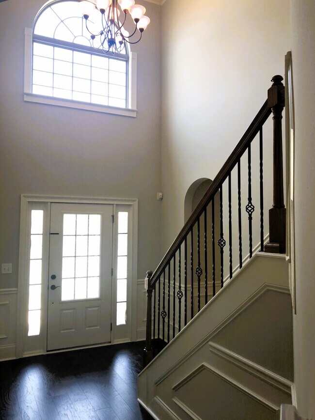 Building Photo - 417 Ripsaw Ct