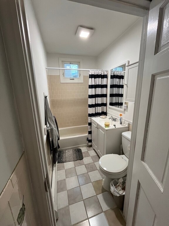 Building Photo - 63 Marshfield St