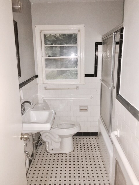 New paint! - 1206 Lafayette Ave