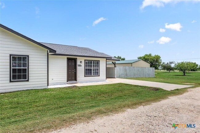 Building Photo - 108 Gm Ln