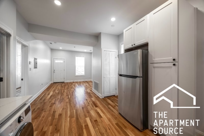 Building Photo - 1846 W 18th St