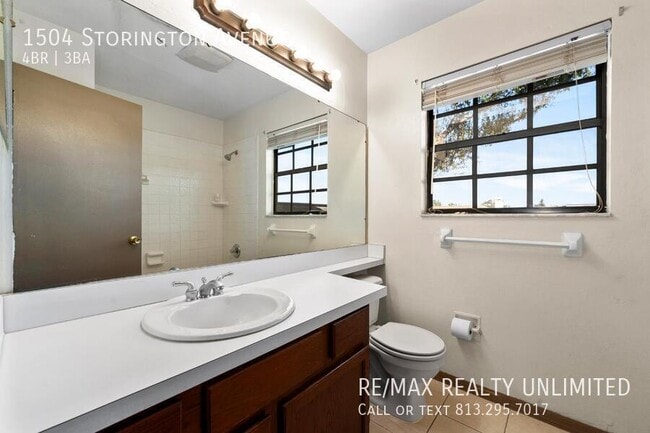 Building Photo - 1504 Storington Ave