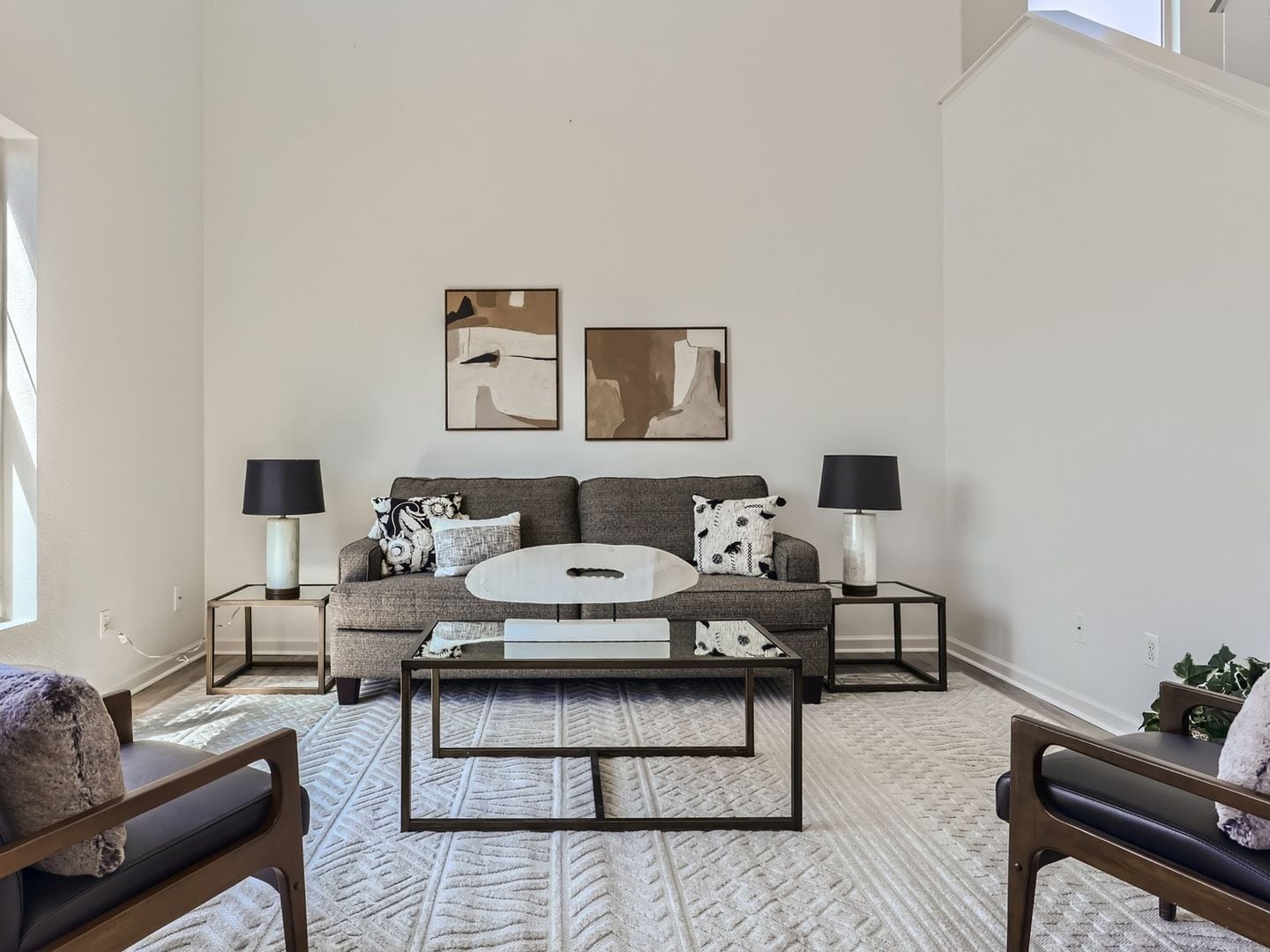 Building Photo - 20046 E Lasalle Dr