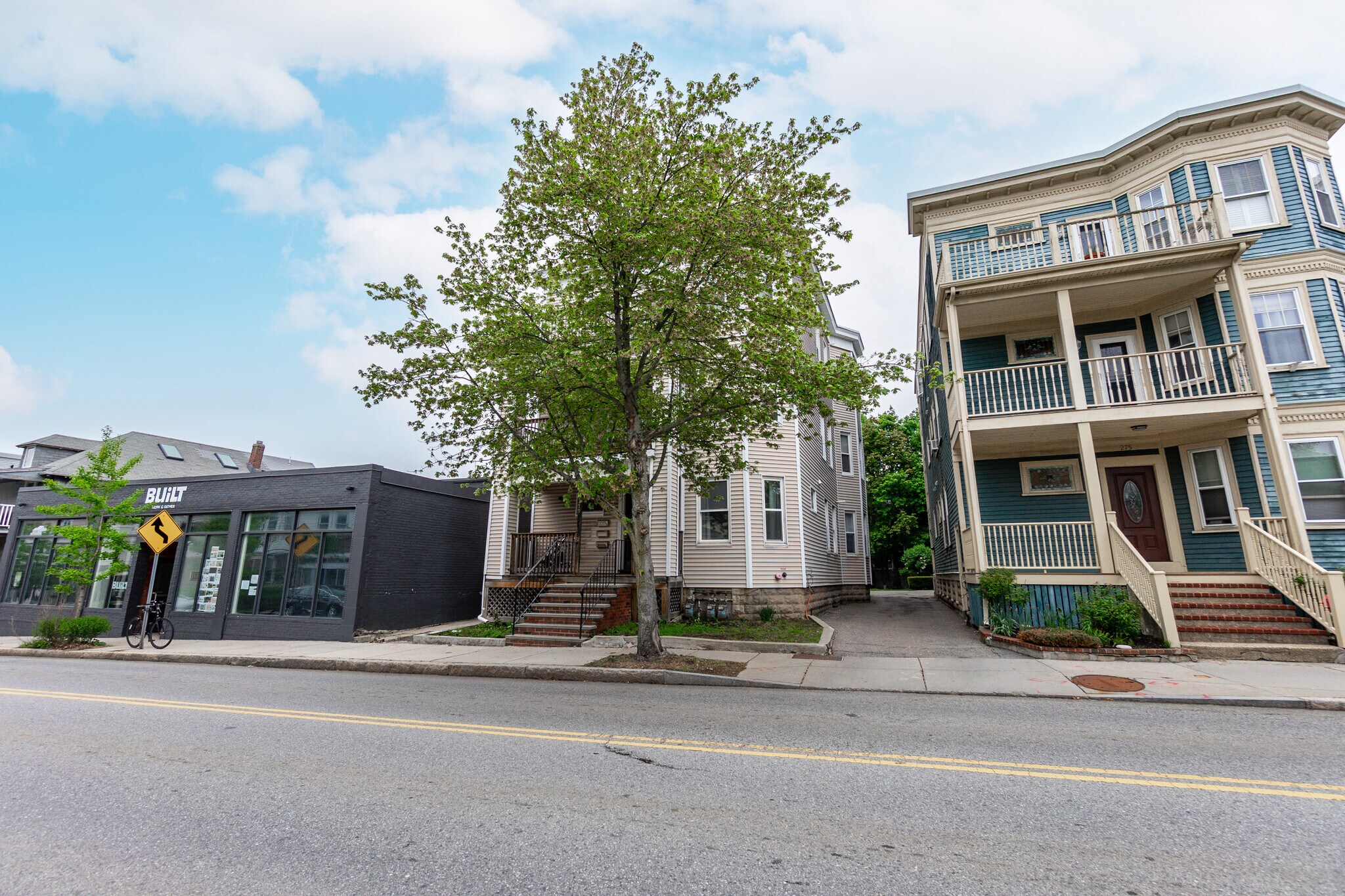 Building Photo - 279 Concord Ave