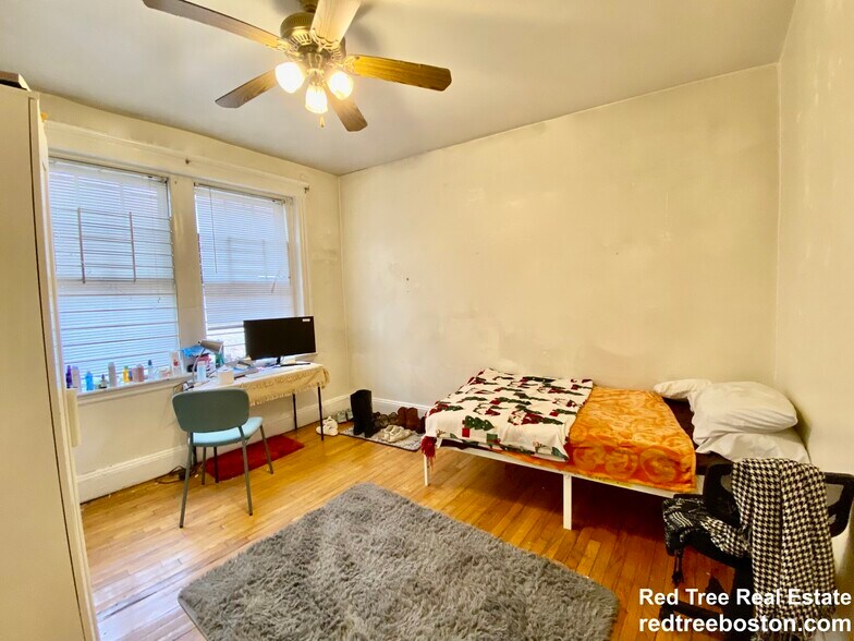 Building Photo - 55 Lanark Rd